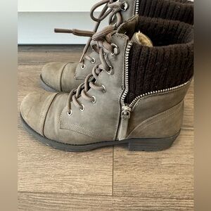 Call it Spring ankle winter boots